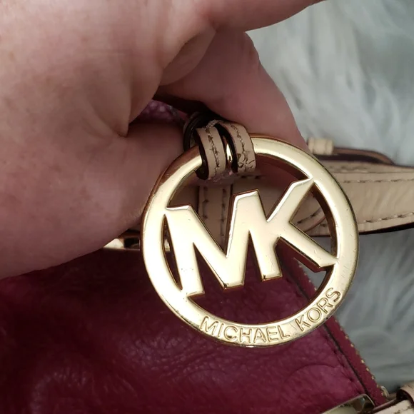 Michael Kors Grayson in Peony - Picture 16 of 16